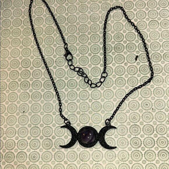 Black Triple Moon Pendant Necklace - Picture 1 of 4